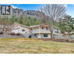  22577 Garnet Valley Road, Summerland