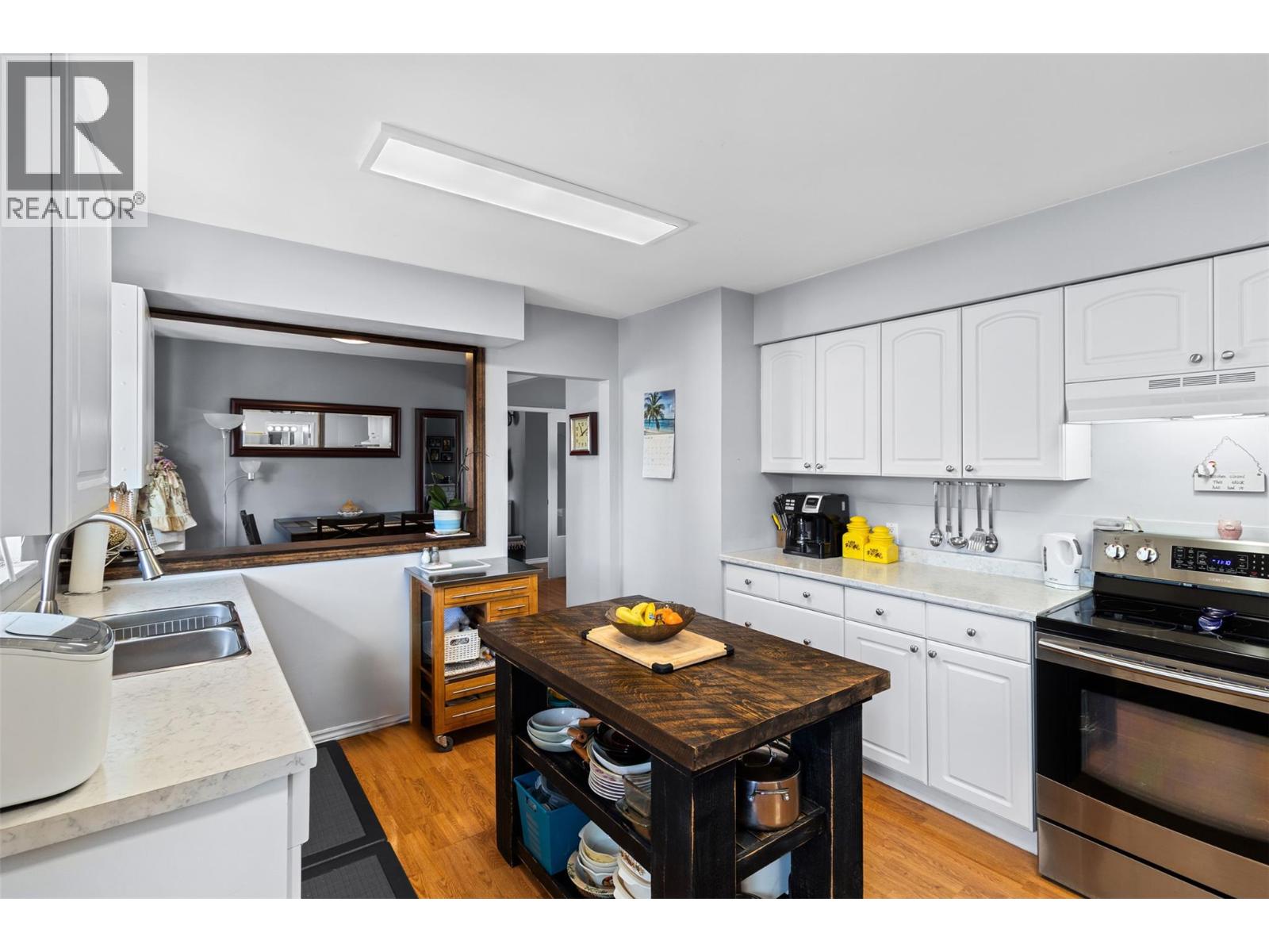 601 REGINA Avenue, Kamloops