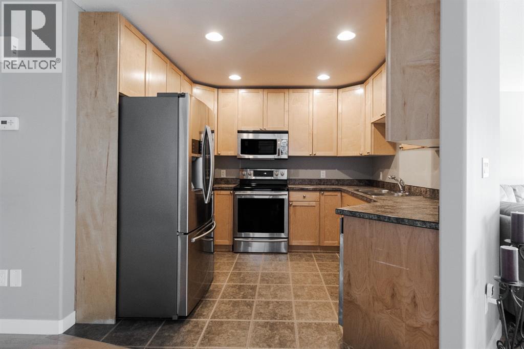 100 Honeysuckle Way, Fort McMurray