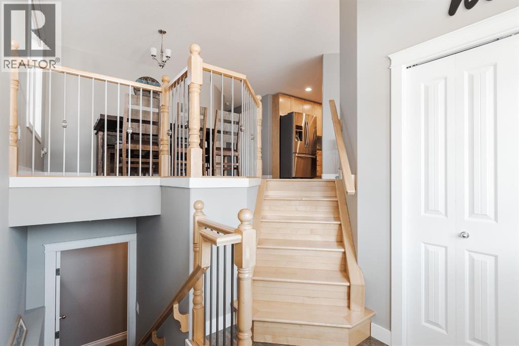 100 Honeysuckle Way, Fort McMurray