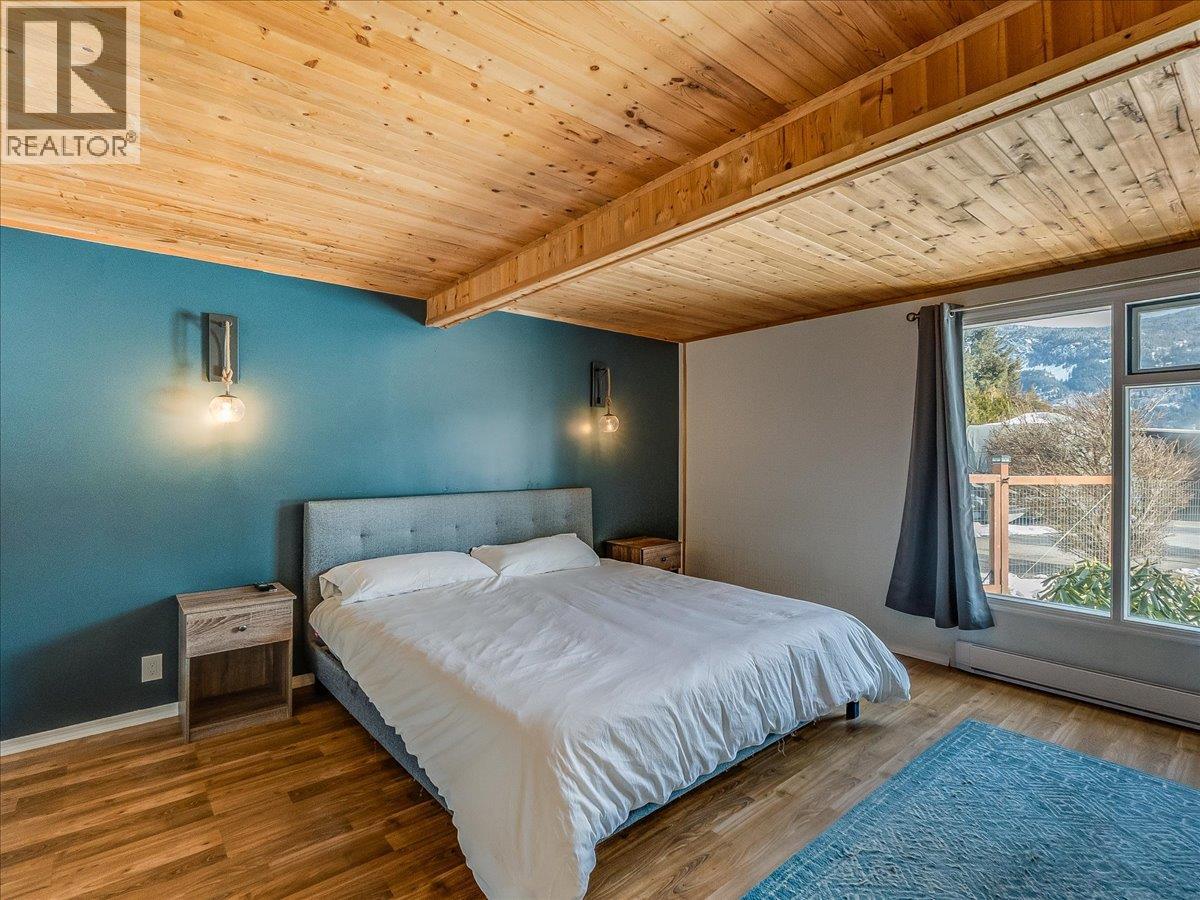 2329 5TH Avenue, Castlegar