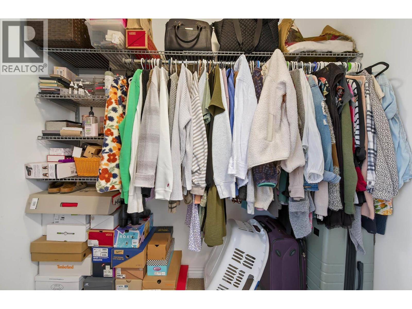 370 Wyndhaven Place, Clearwater