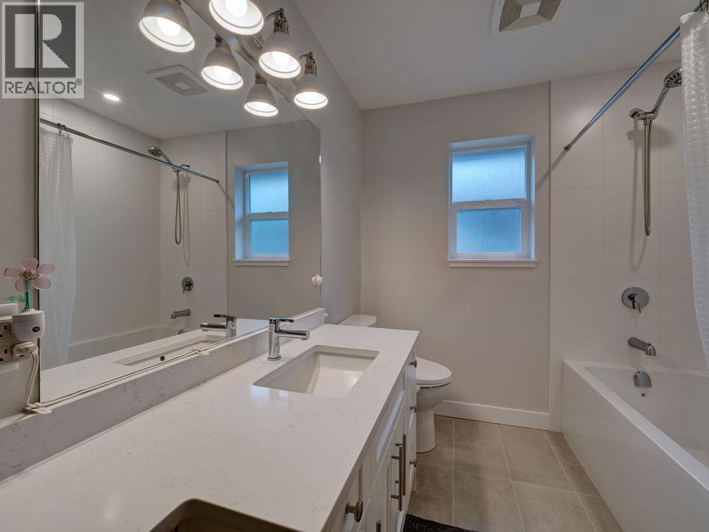 1028 CELIA CRESCENT, Gibsons