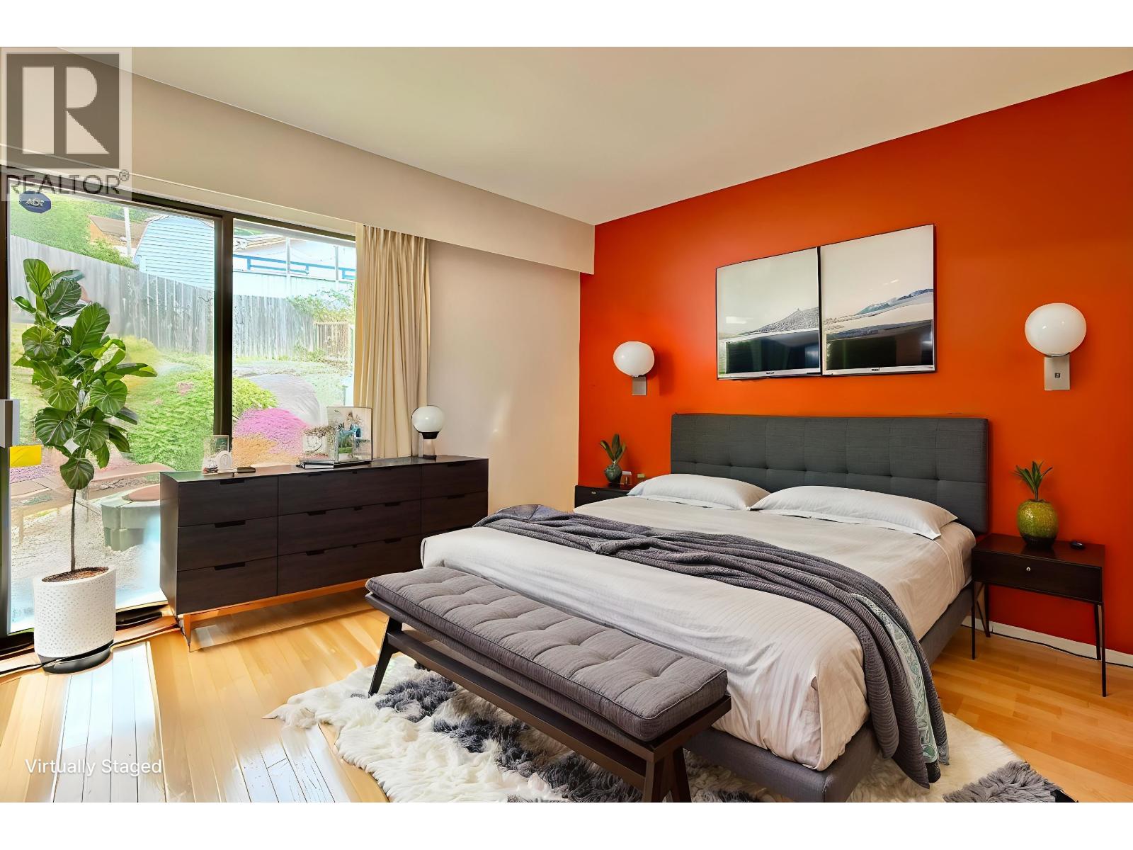 5808 ANCHOR ROAD, Sechelt