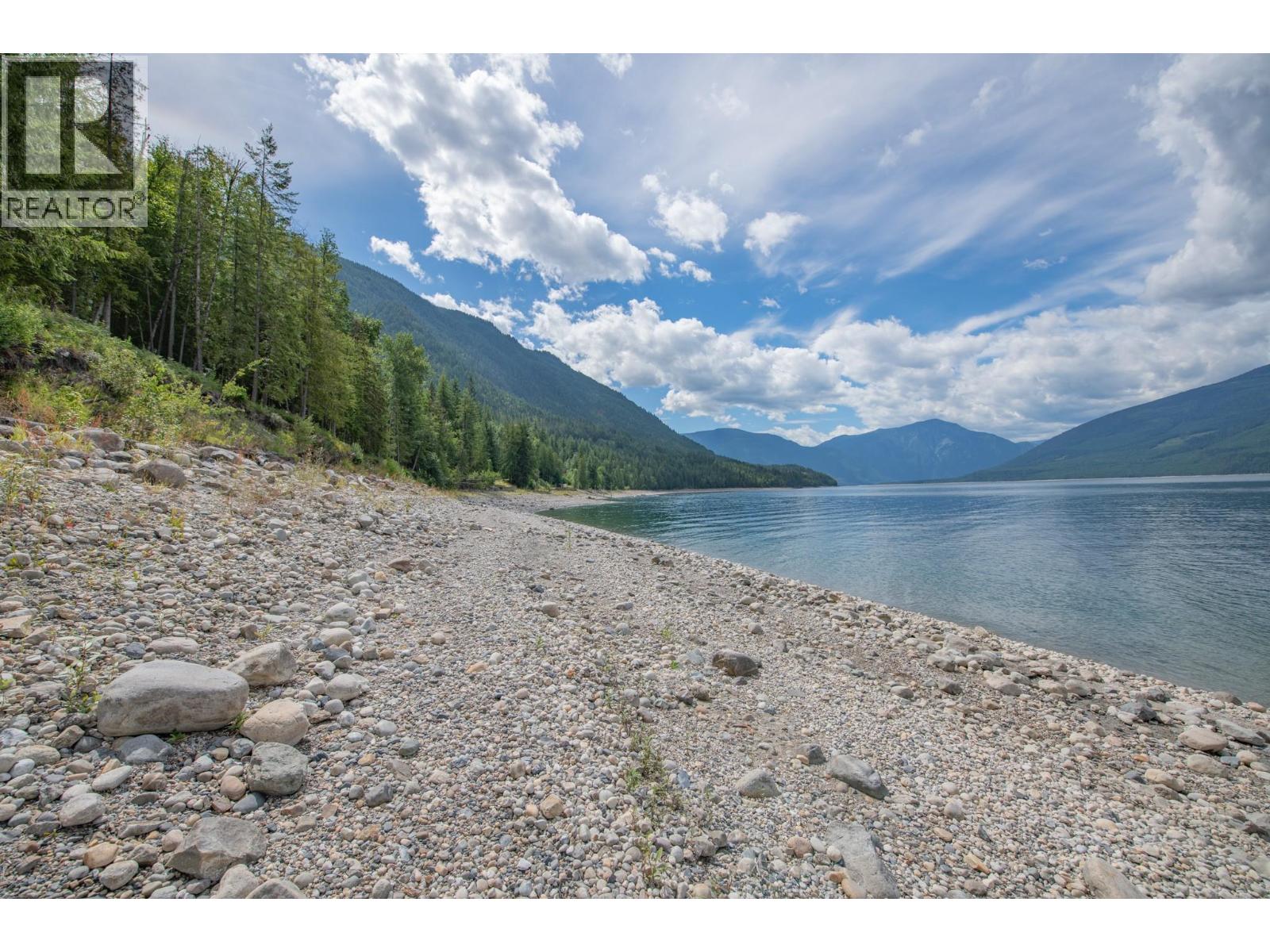  1710 6 Highway, Nakusp