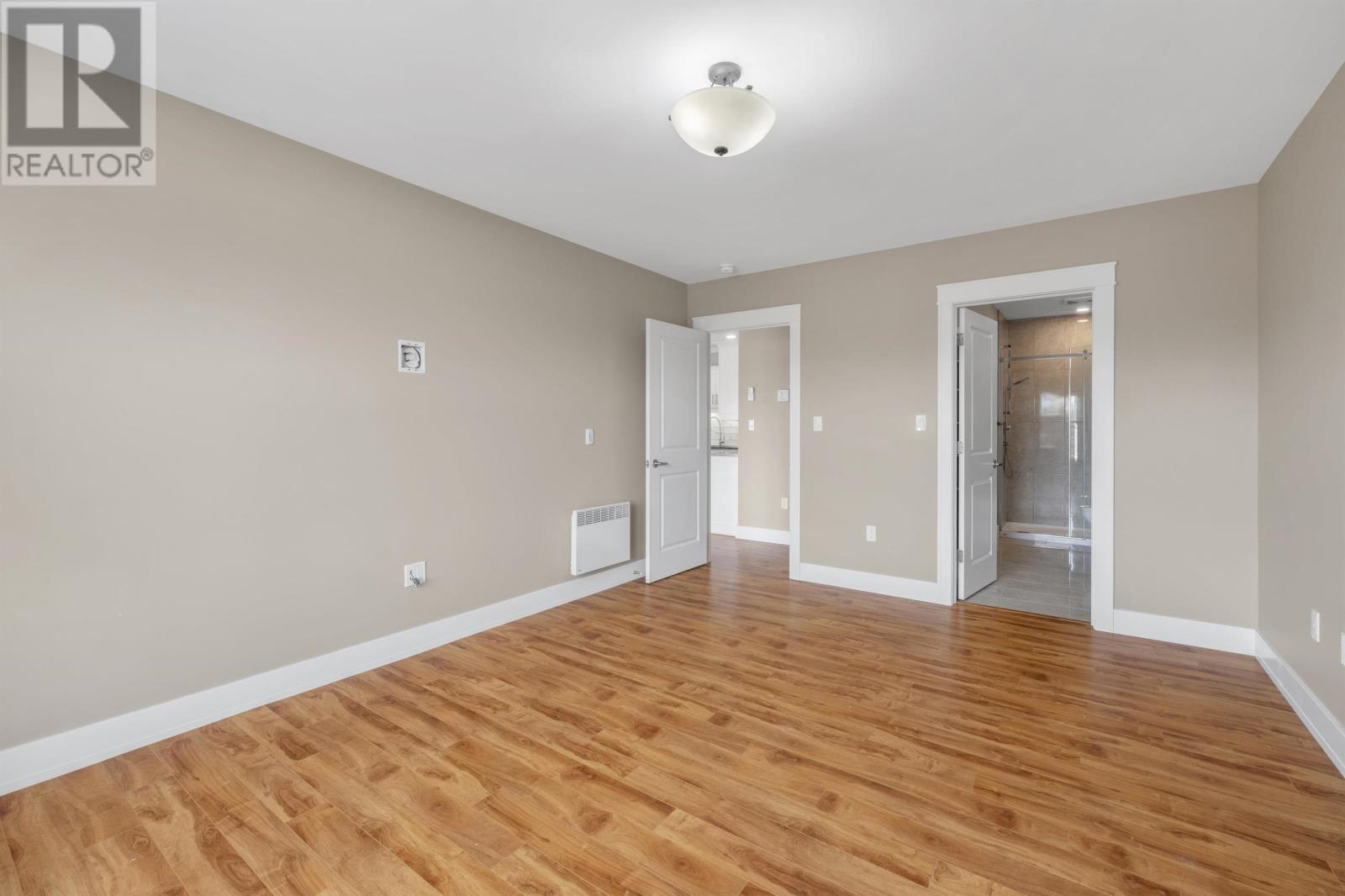 #Unit 210 210 Shakespeare Drive - 16
