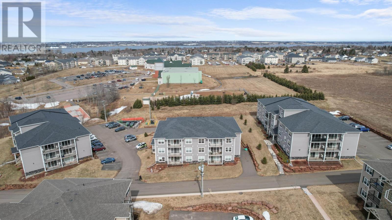 #Unit 210 210 Shakespeare Drive - 28