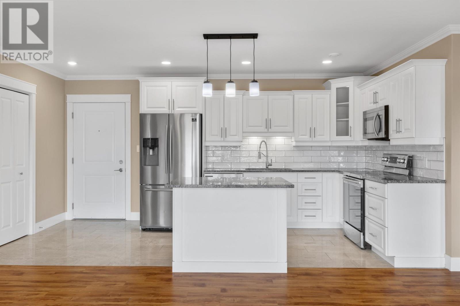 #Unit 210 210 Shakespeare Drive - 5