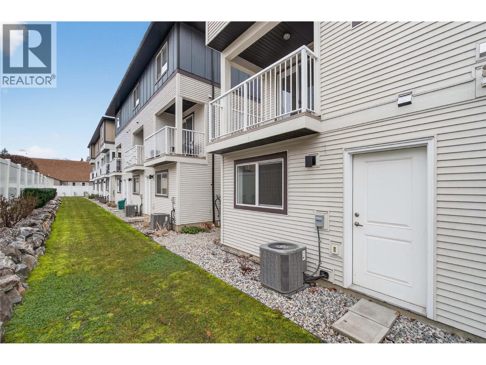 2081 11 Avenue NE Unit# 4, Salmon Arm