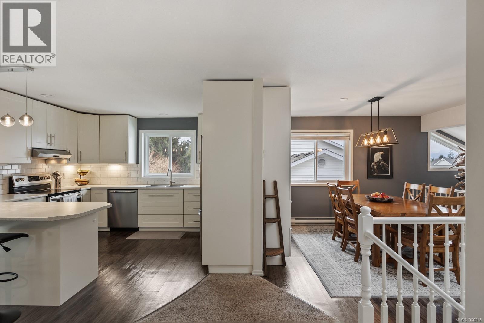 1354 Malahat Dr, Courtenay