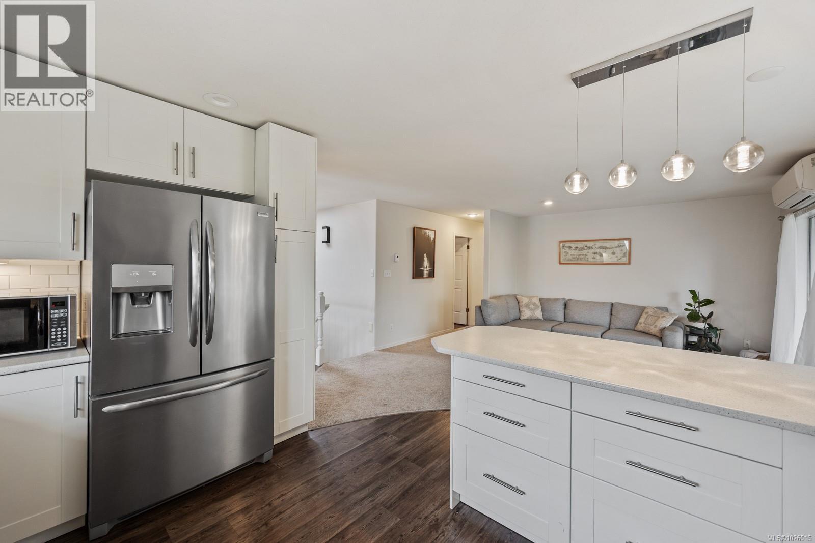 1354 Malahat Dr, Courtenay