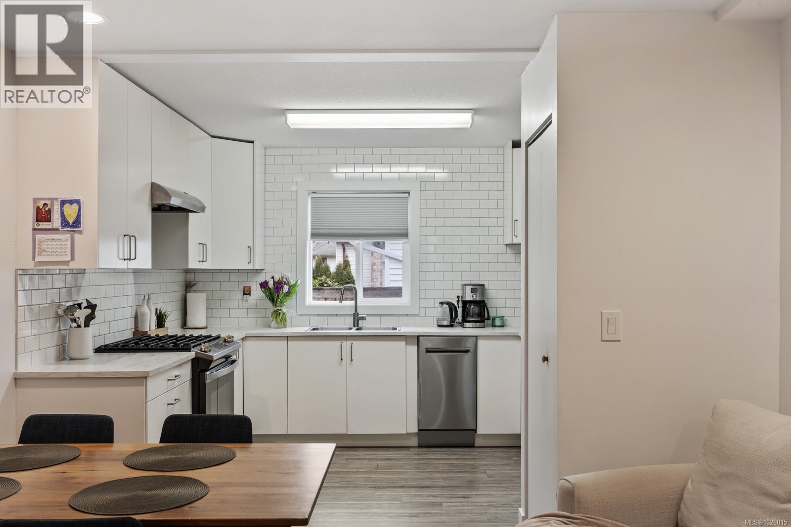 1354 Malahat Dr, Courtenay