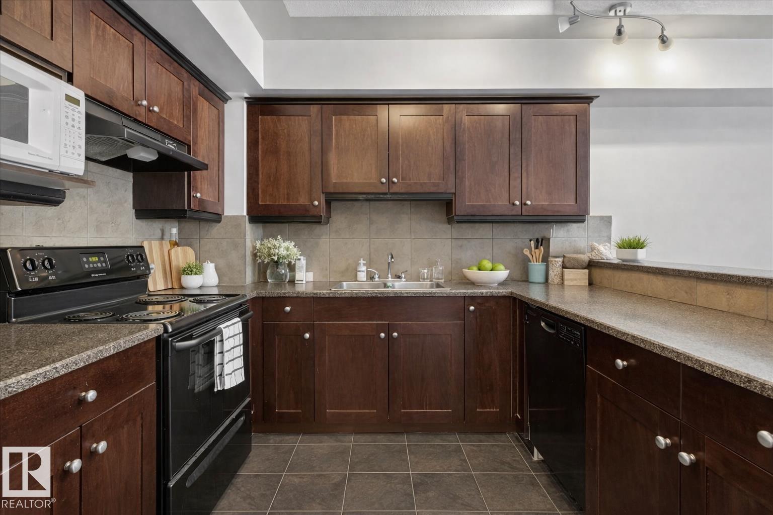 #208 4415 48 ST, Leduc