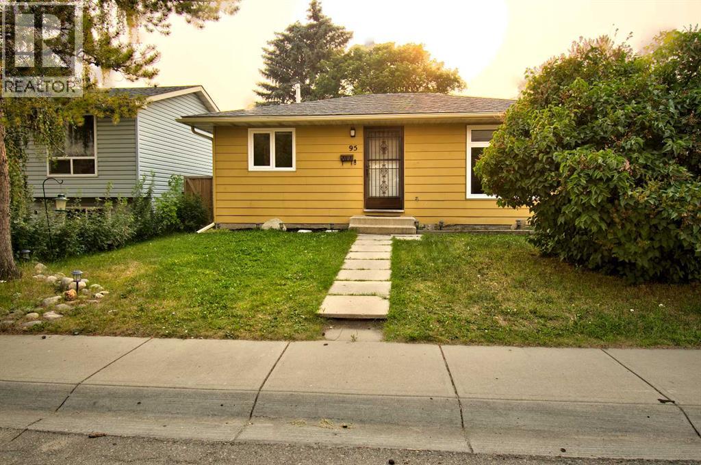 Single Family House Bungalow for Sale in  Falton Way NE Falconridge Calgary 