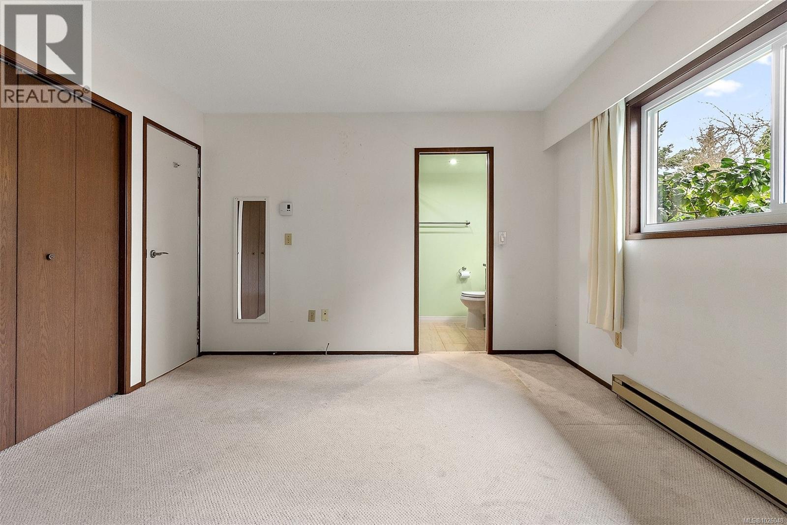 10411 Finch Pl, Sidney