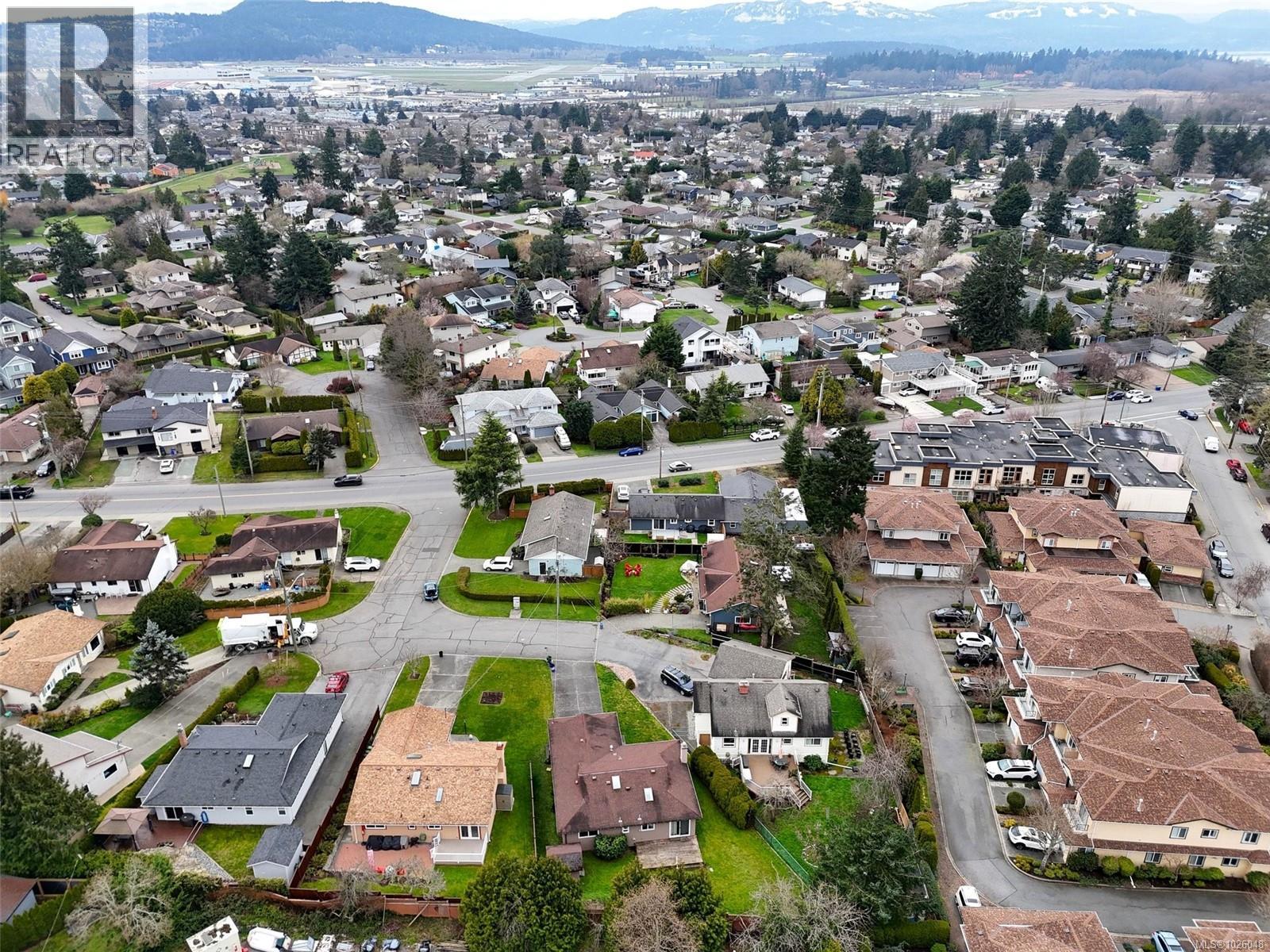 10411 Finch Pl, Sidney