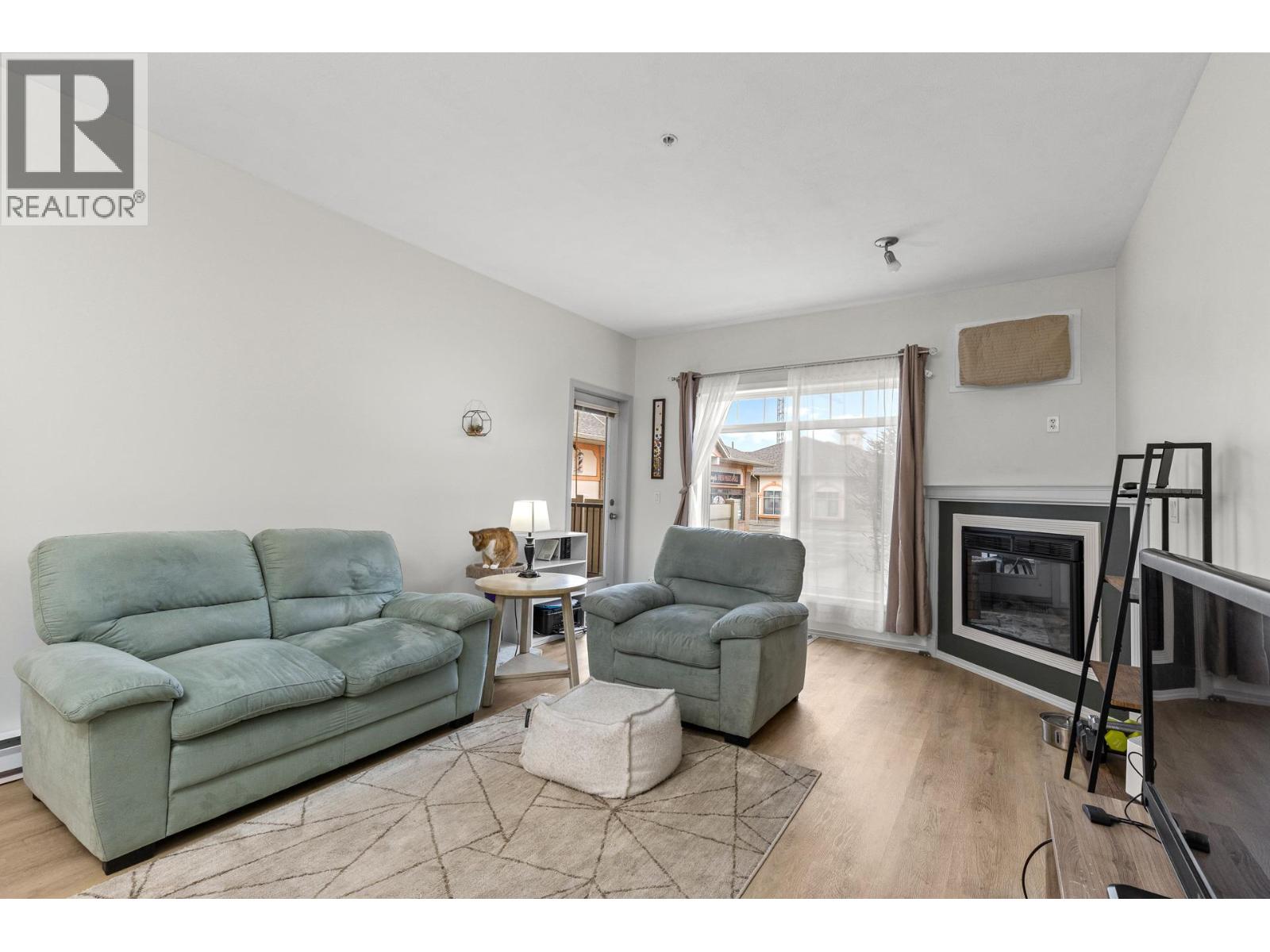 119 250 Hollywood Road South, Kelowna