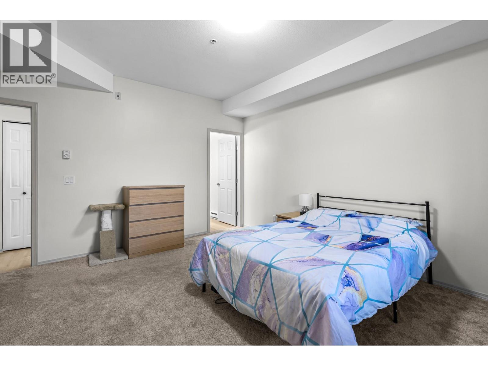 119 250 Hollywood Road South, Kelowna