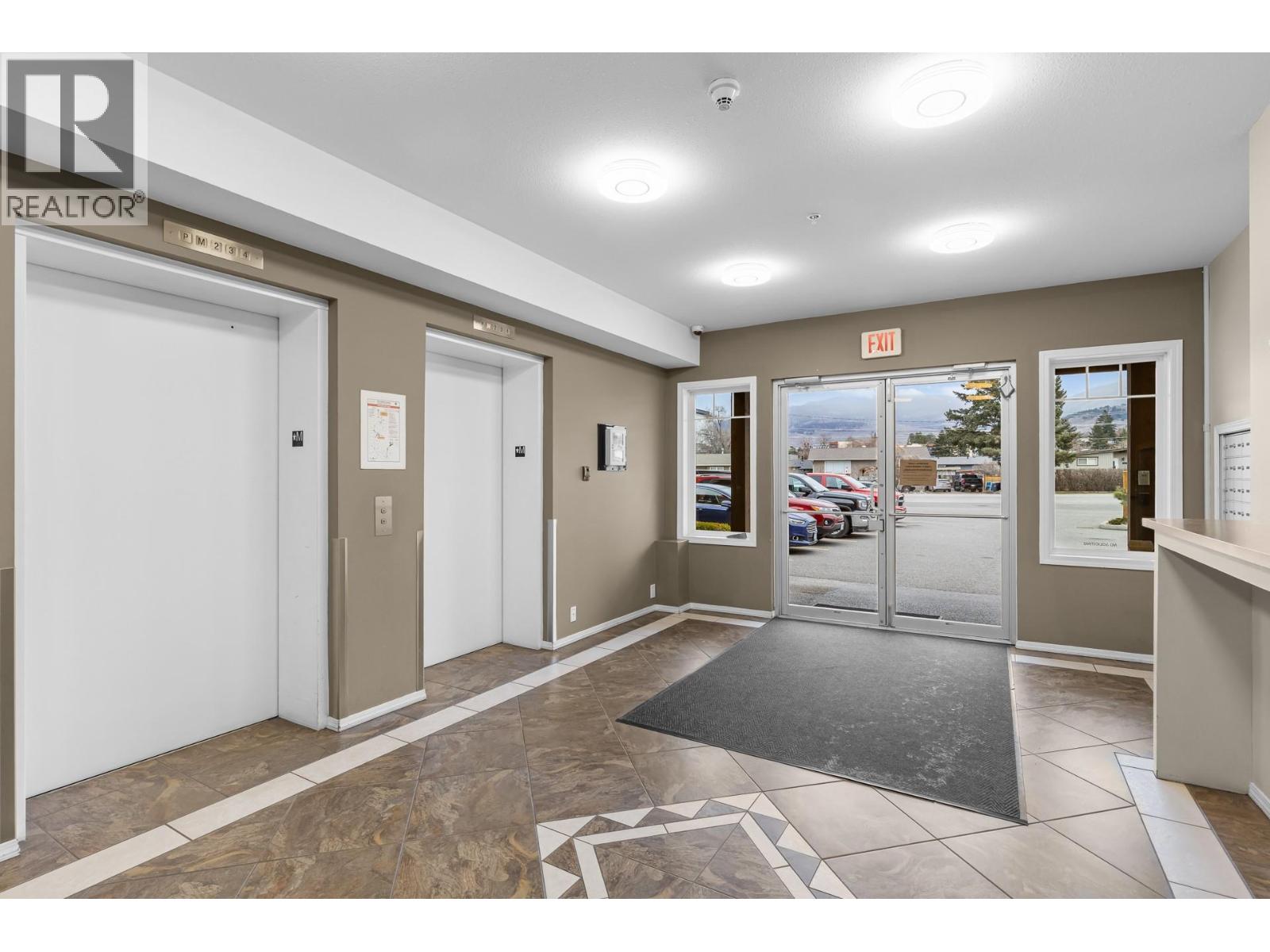 119 250 Hollywood Road South, Kelowna