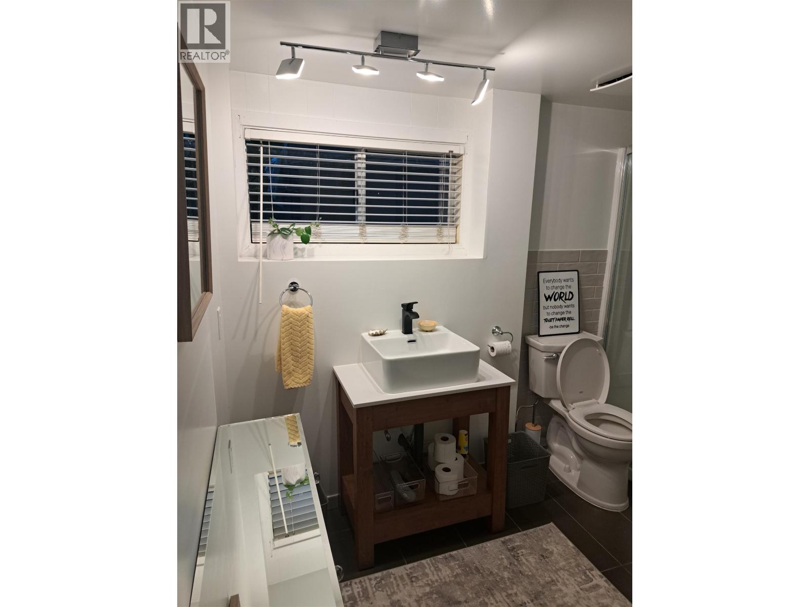 1856 WINDERMERE AVENUE, Port Coquitlam