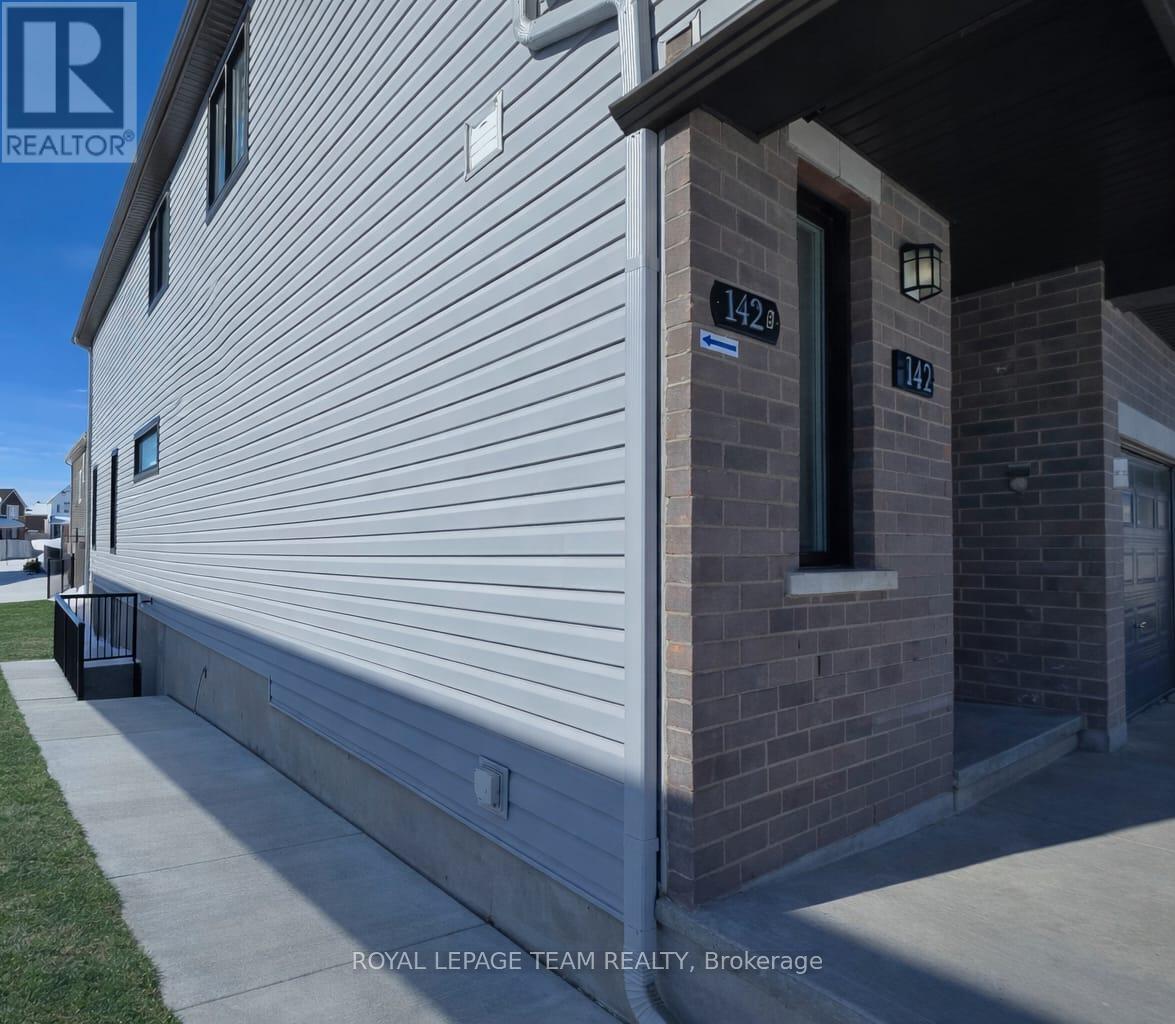 142 Lumen Unit B photo 2