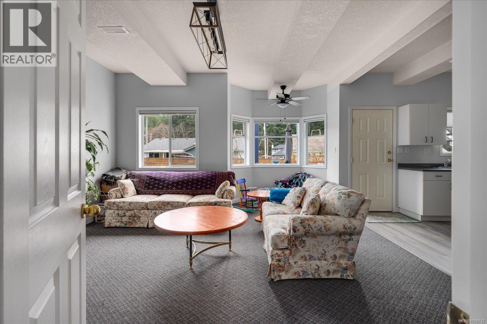 758 De Frane Crt, Ladysmith