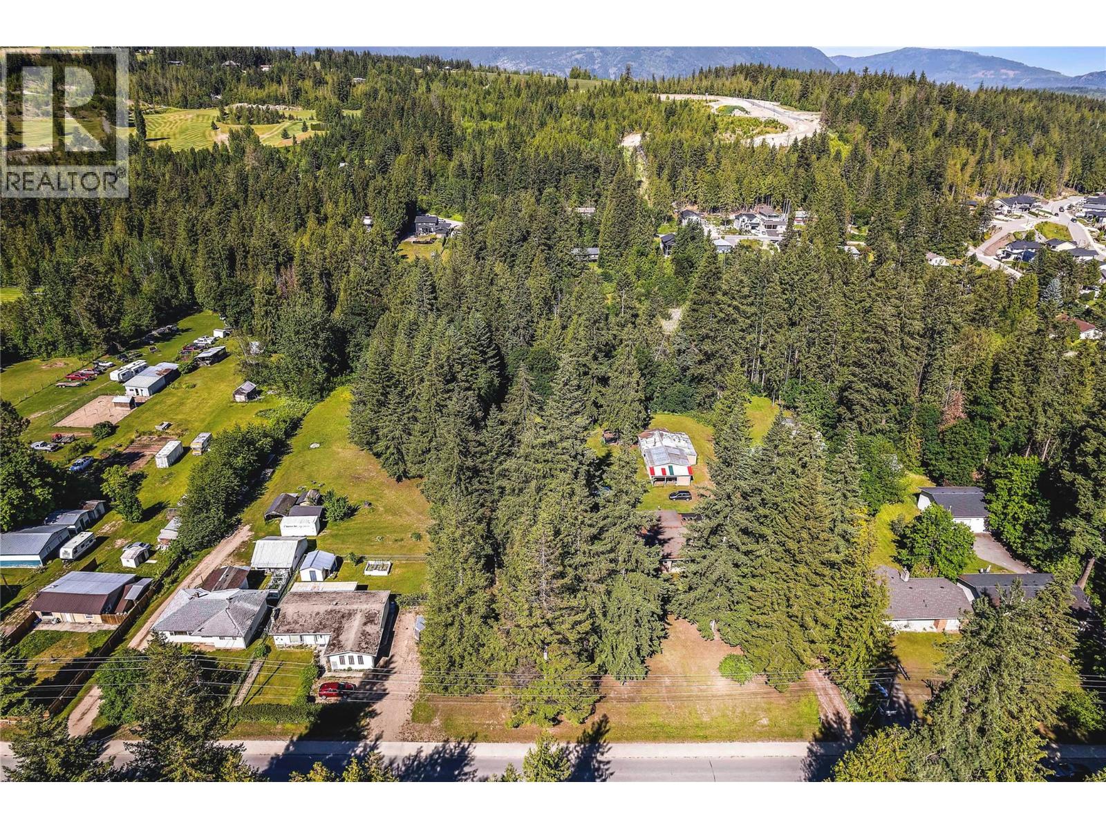  6721 50th Street Northeast, Salmon Arm