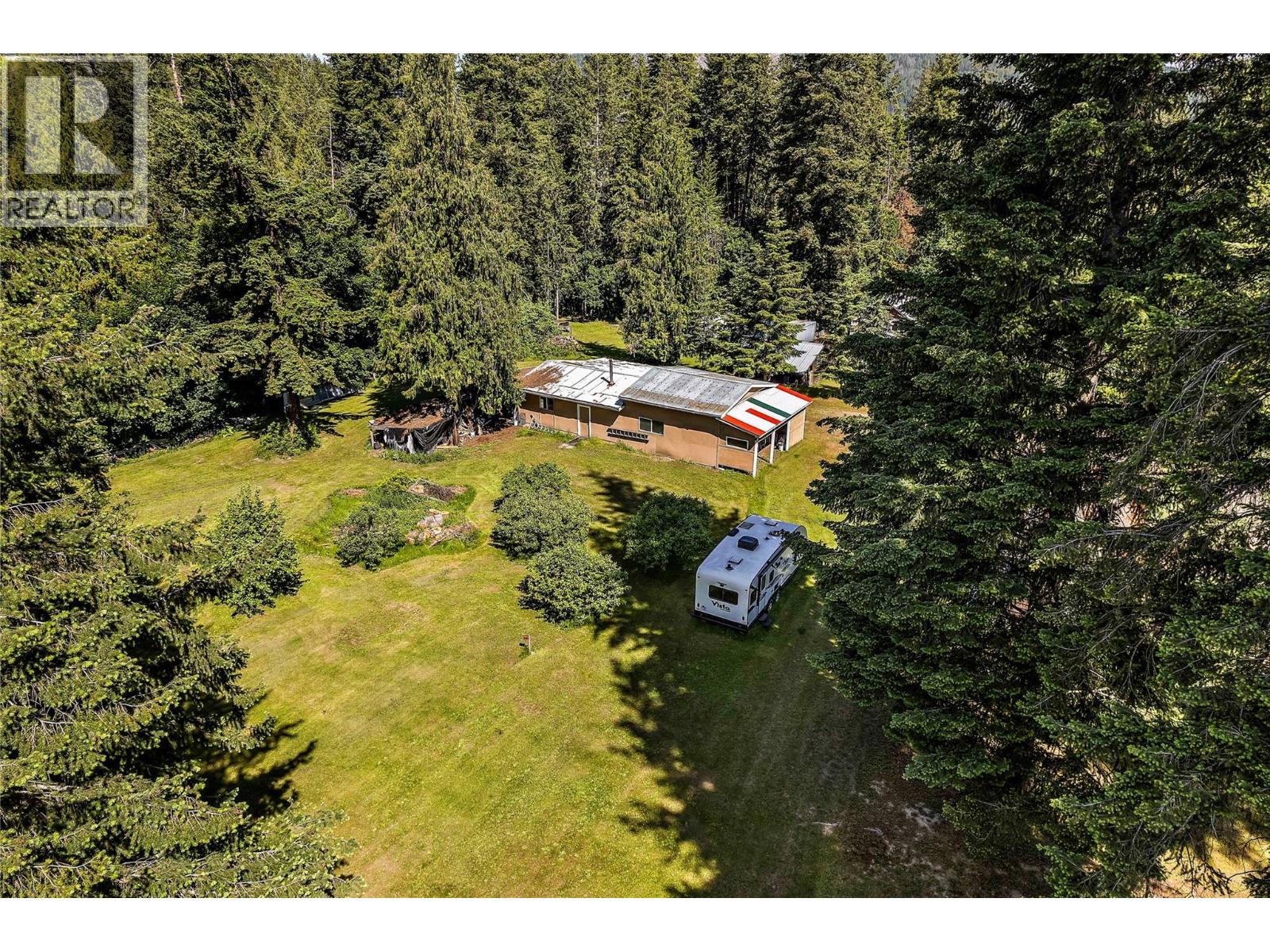  6721 50th Street Northeast, Salmon Arm