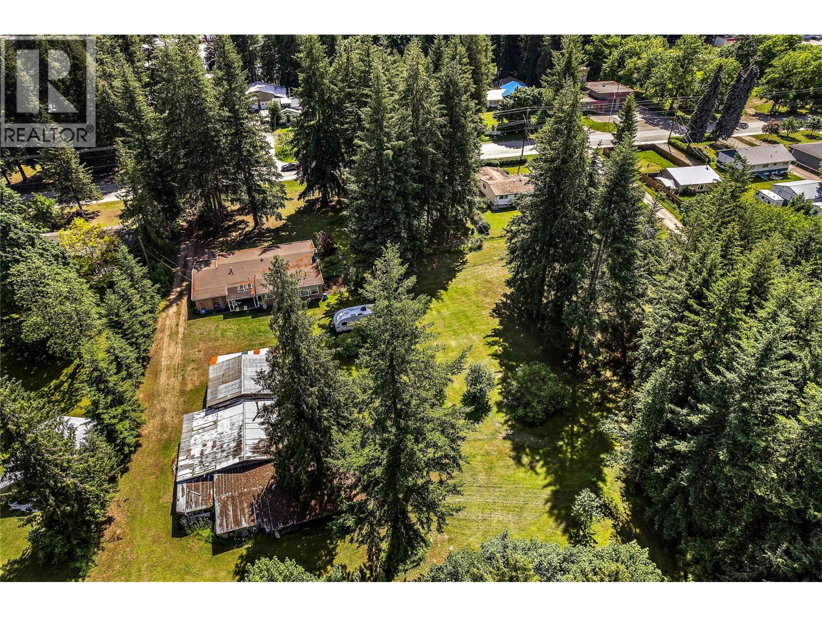  6721 50th Street Northeast, Salmon Arm