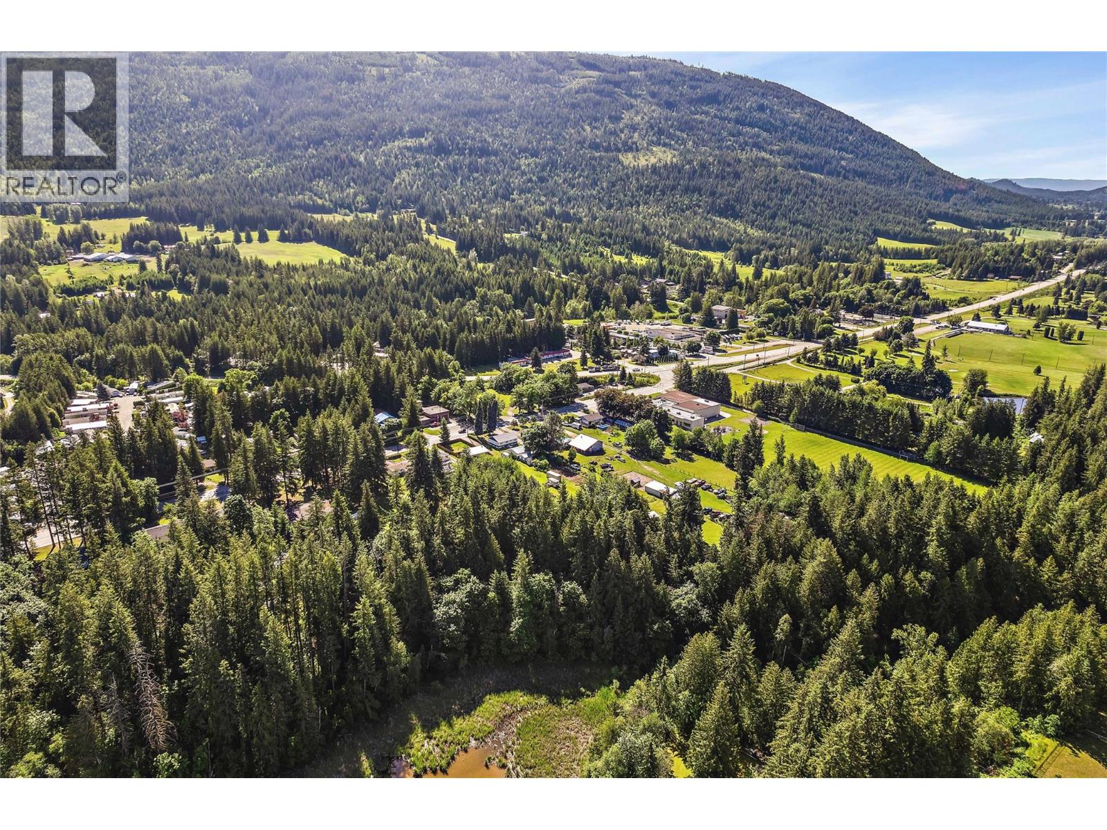  6721 50th Street Northeast, Salmon Arm