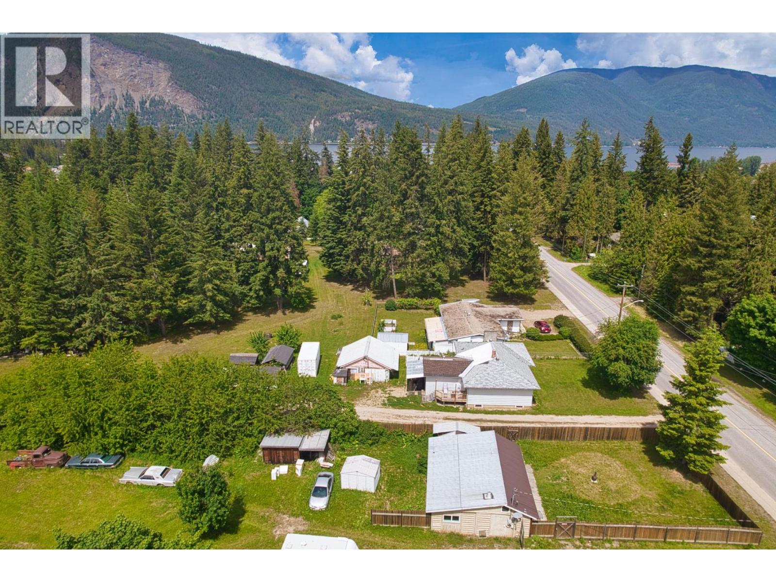 6641 50th Street NE, Salmon Arm