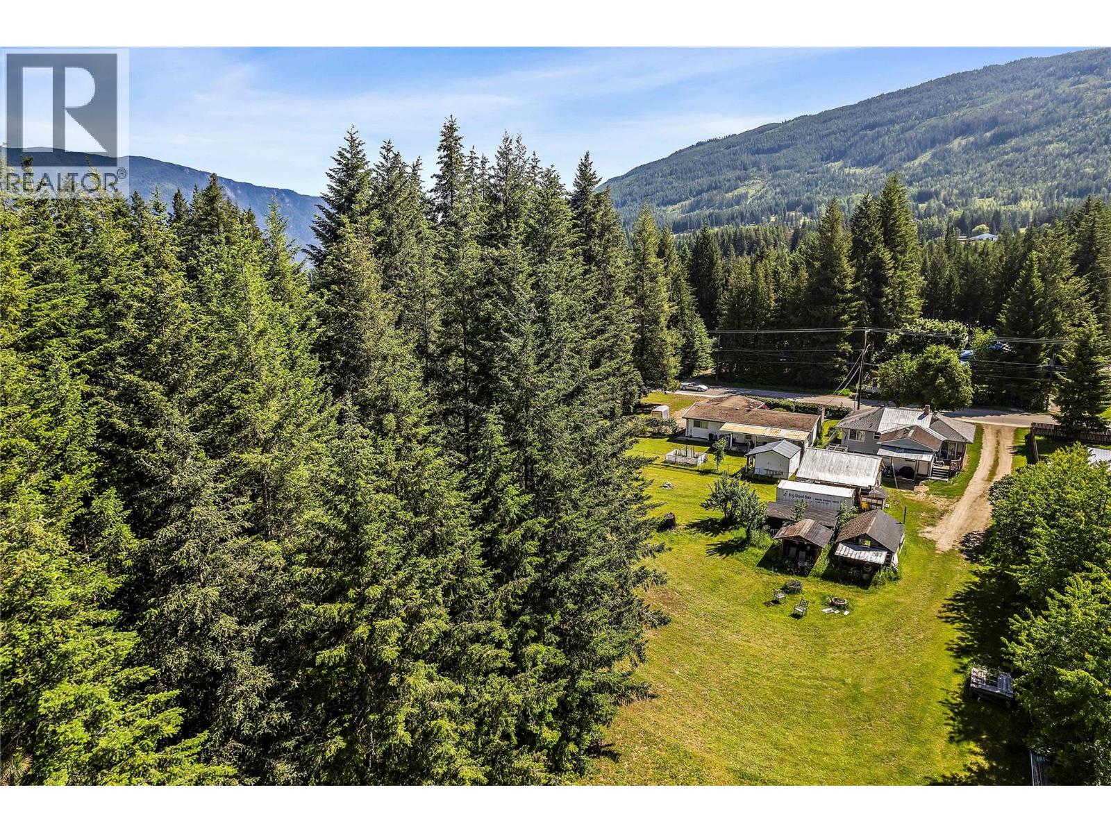 6641 50th Street NE, Salmon Arm