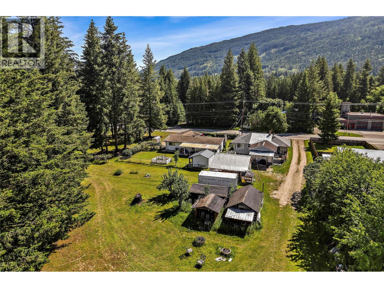 6641 50th Street NE, Salmon Arm
