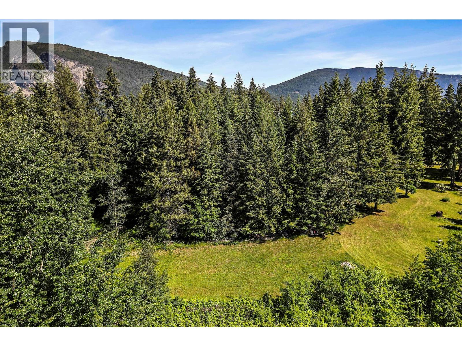 6641 50th Street NE, Salmon Arm