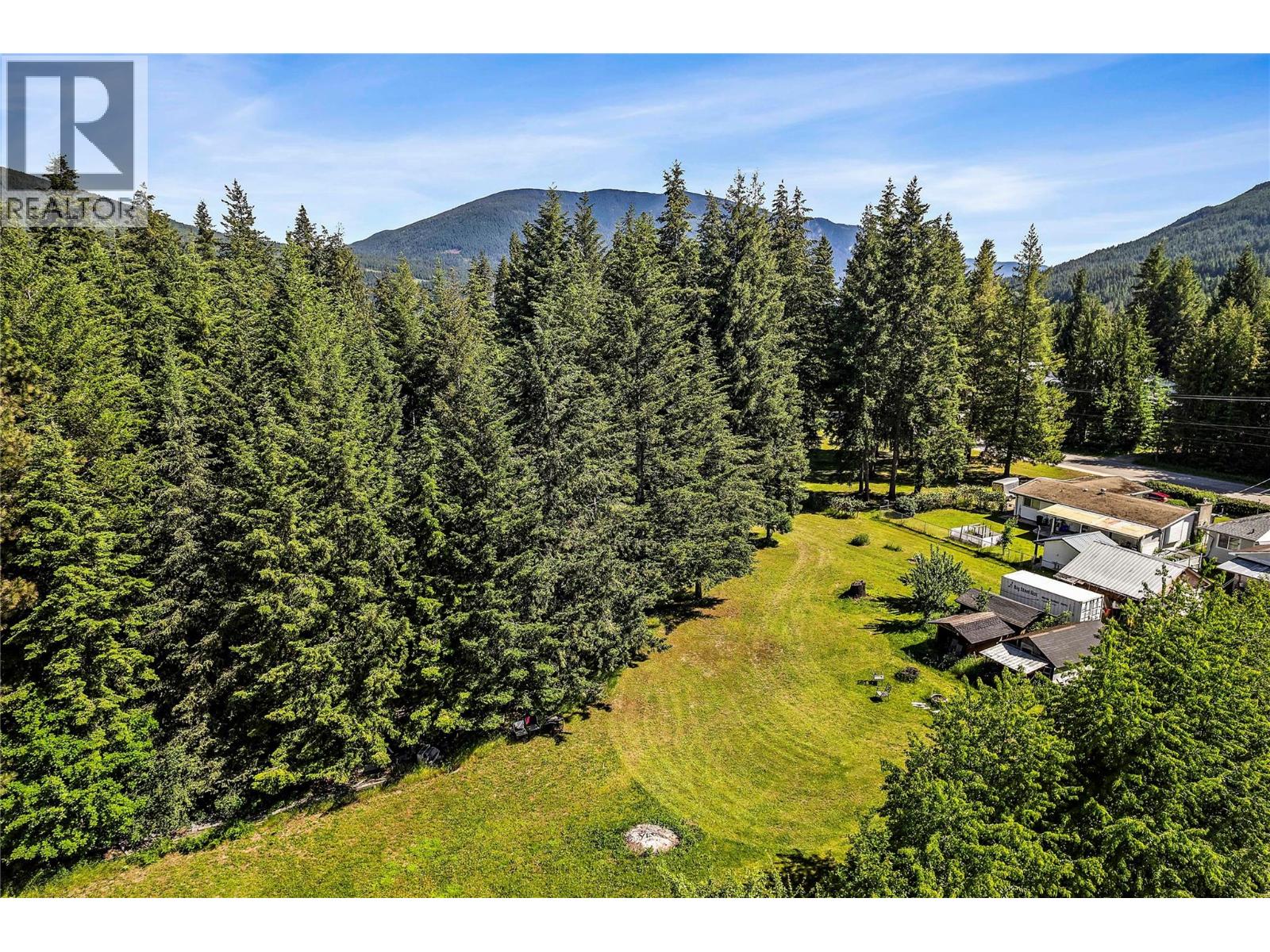 6641 50th Street NE, Salmon Arm