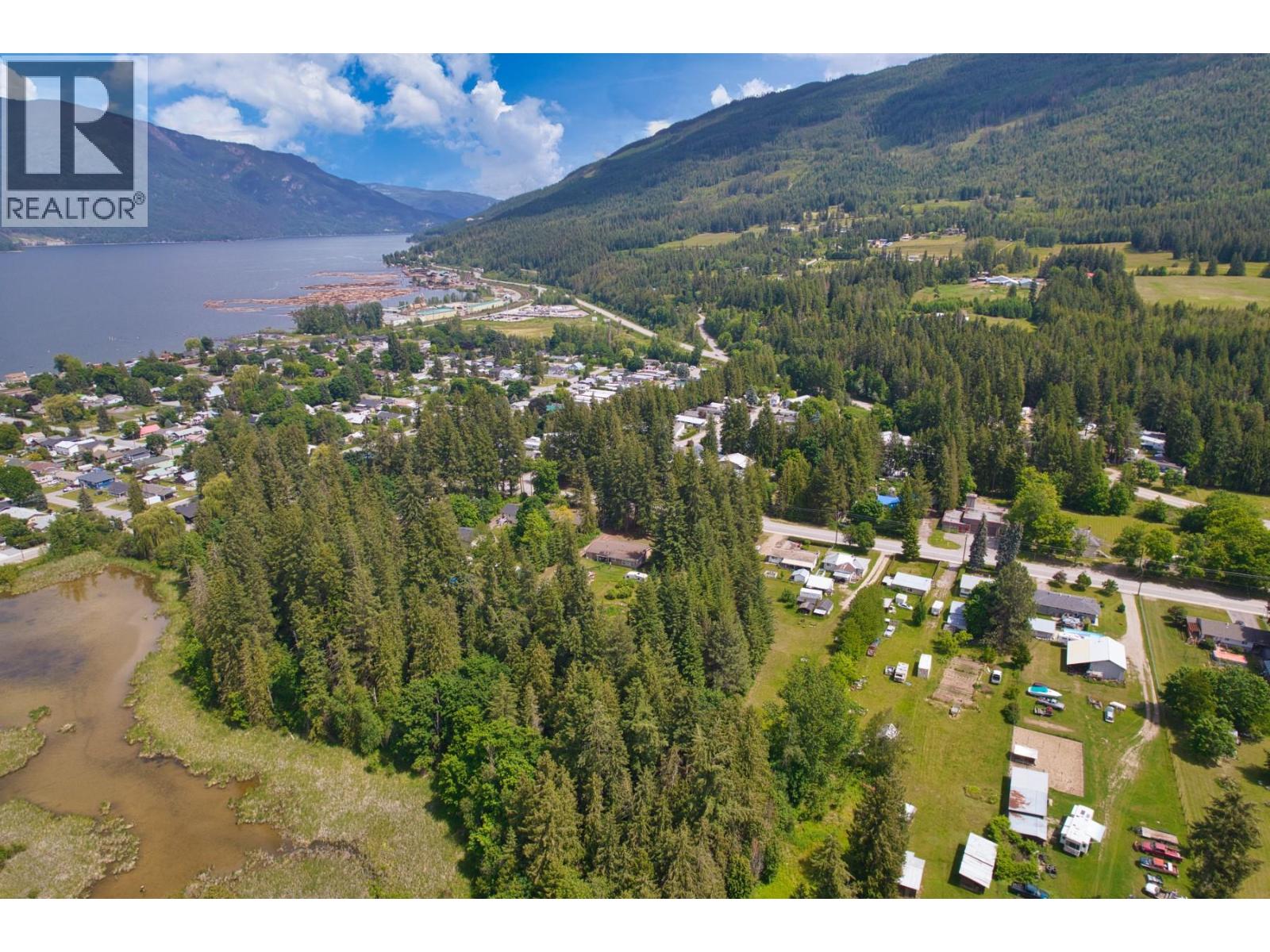 6611 50th Street NE, Salmon Arm