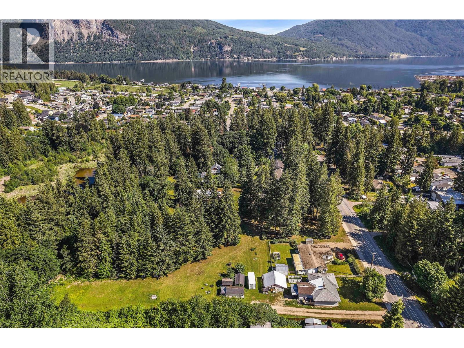 6611 50th Street NE, Salmon Arm