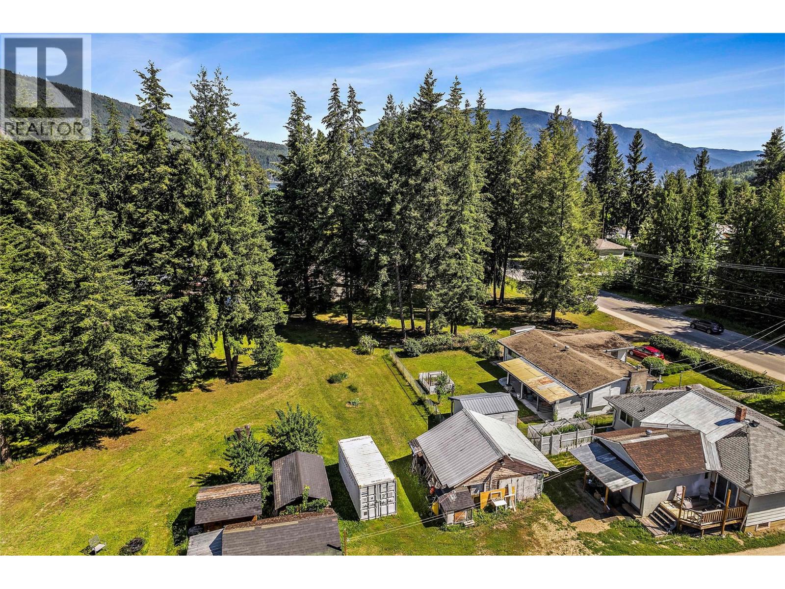 6641 50th Street NE, Salmon Arm