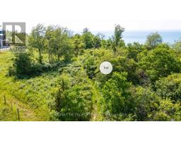 7023 Blue Coast Heights, Plymptonwyoming, ON N0N1E0 Photo 45