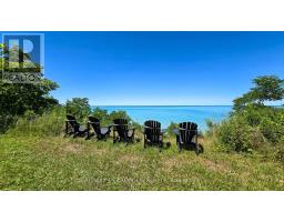 7041 Blue Coast Heights, Plymptonwyoming, ON N0N1E0 Photo 20