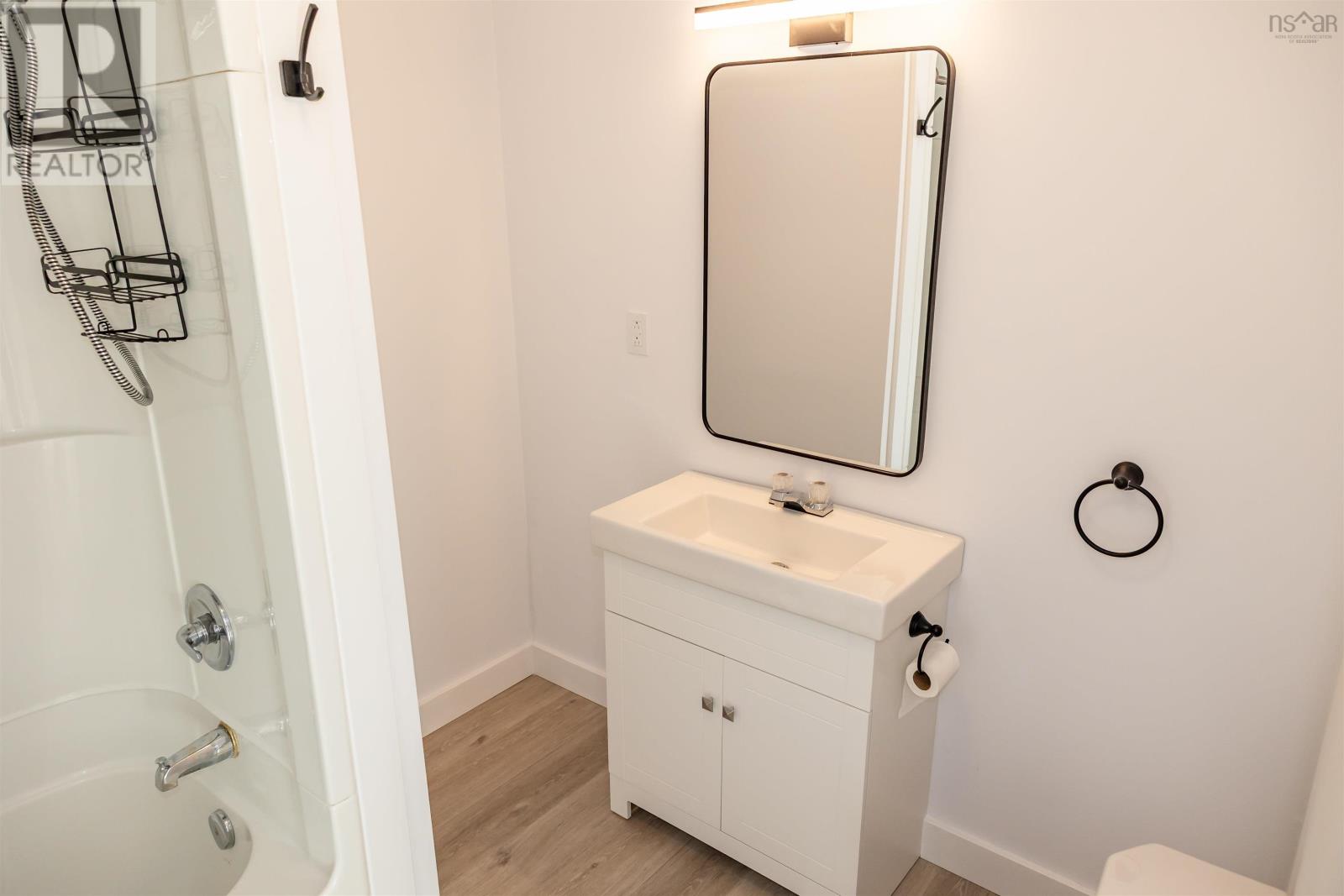 Property 15 of 49 of 1592 Granton Abercrombie Road