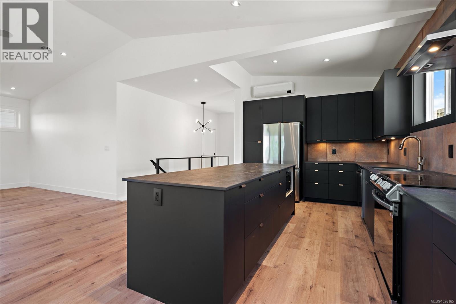 2026 STONE HEARTH LANE - 7