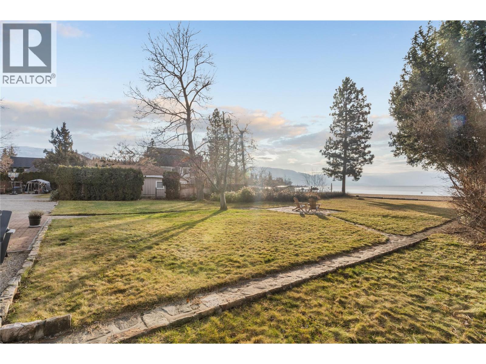 4164 Lakeshore Road - 29