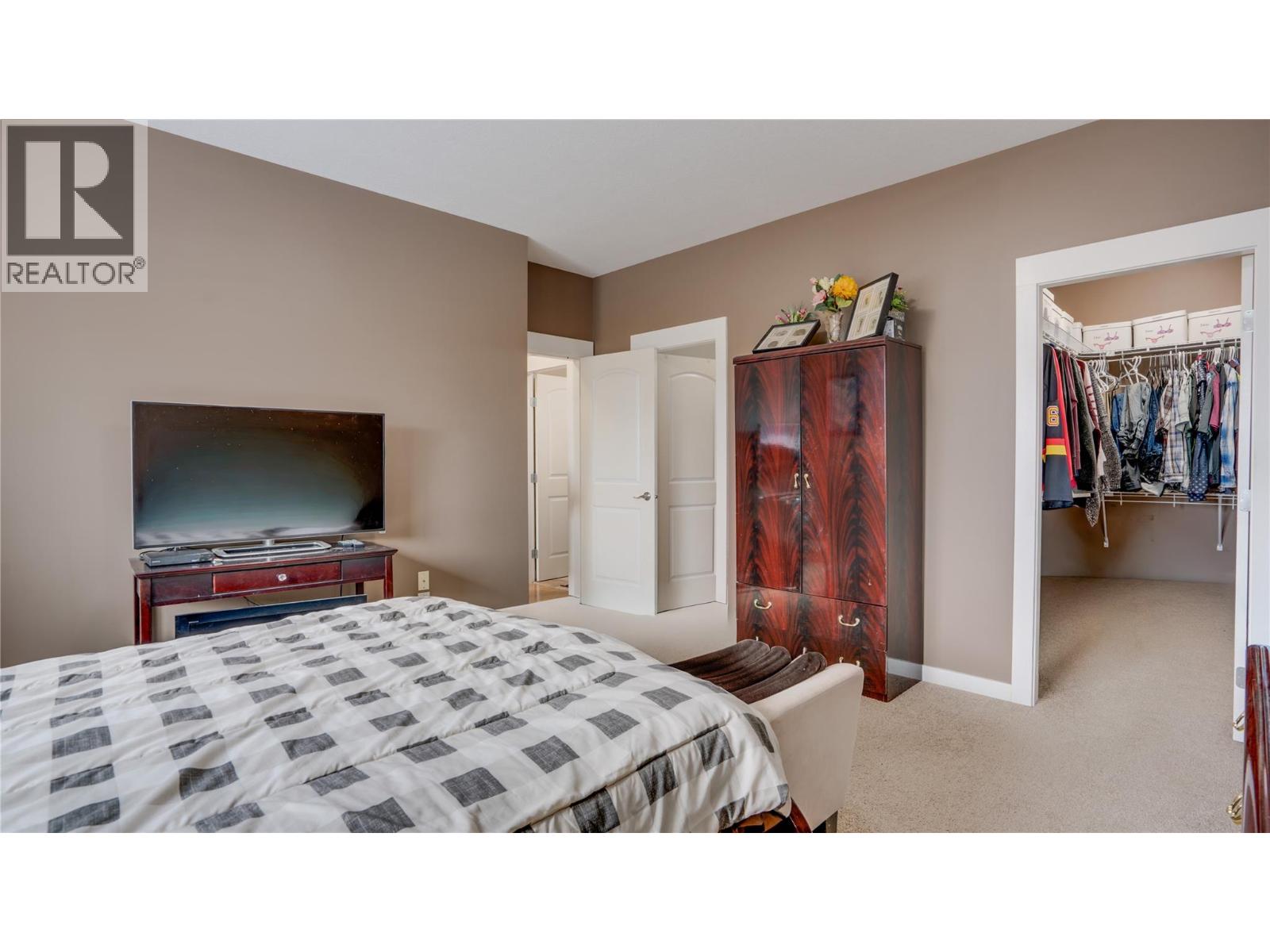 4406A 25 Street, Vernon