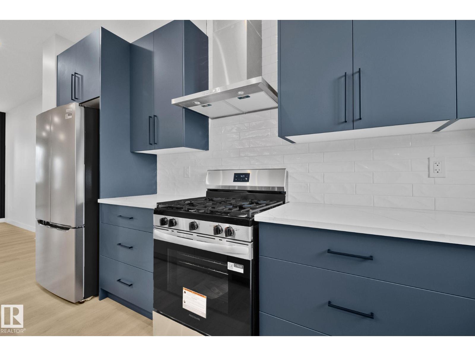 12717 114 ST NW - 8