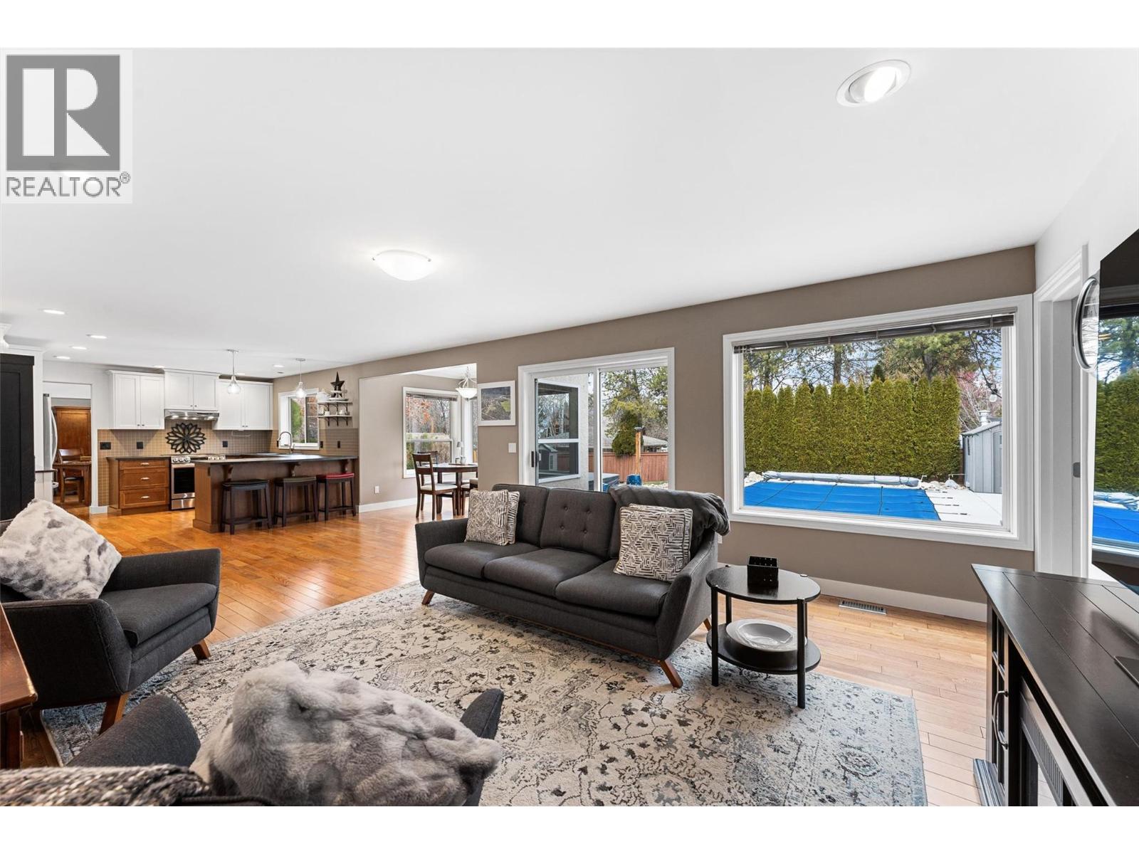 774 Varney Court, Kelowna