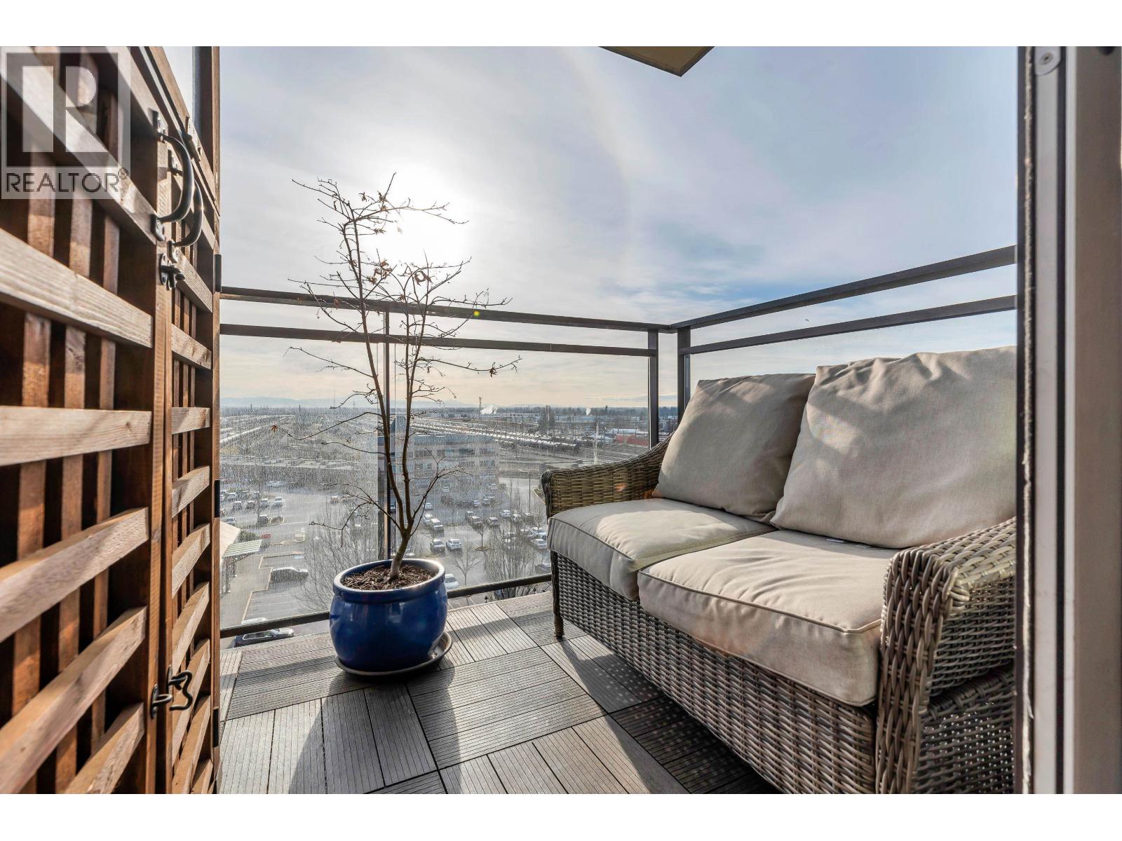 908 2789 SHAUGHNESSY STREET, Port Coquitlam