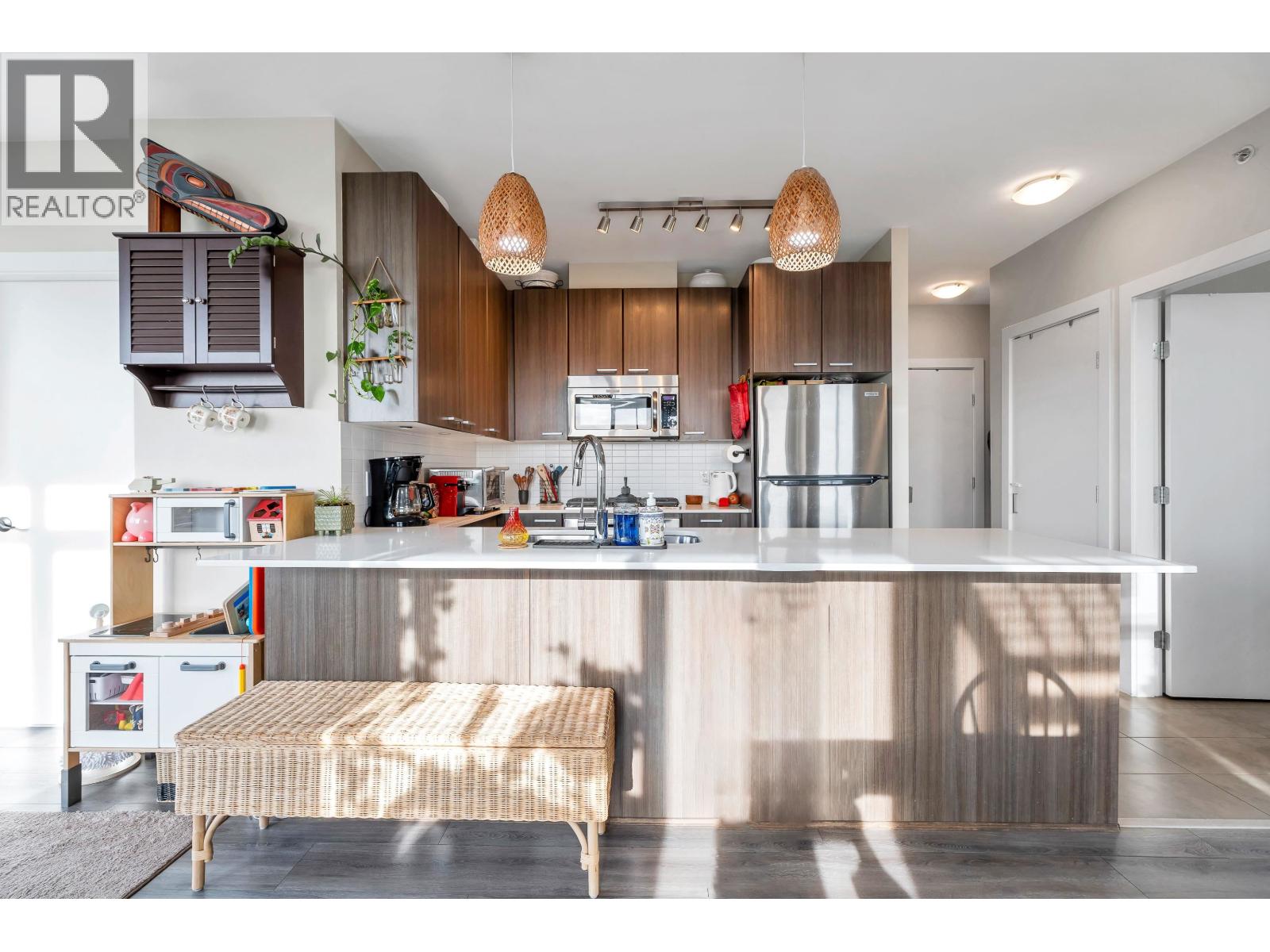 908 2789 SHAUGHNESSY STREET, Port Coquitlam