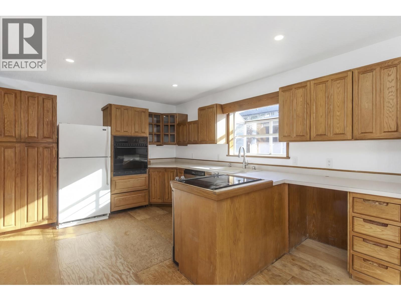 37970 FIFTH AVENUE, Squamish