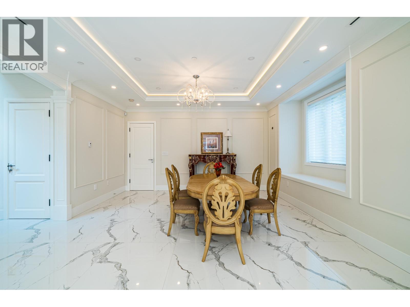 1048 HANDSWORTH ROAD, North Vancouver